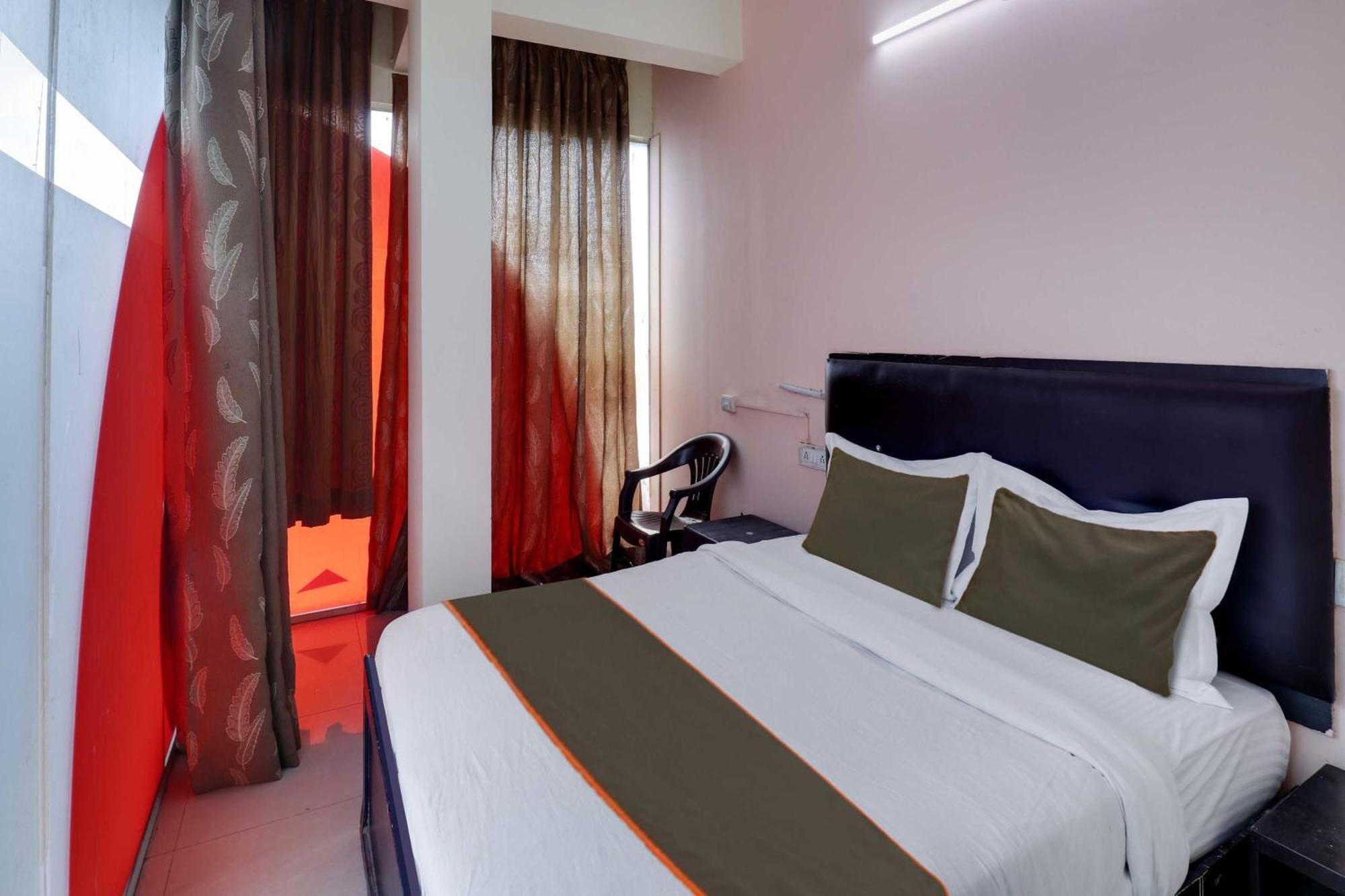 Hotel O Royal Galaxy Bangalore Esterno foto