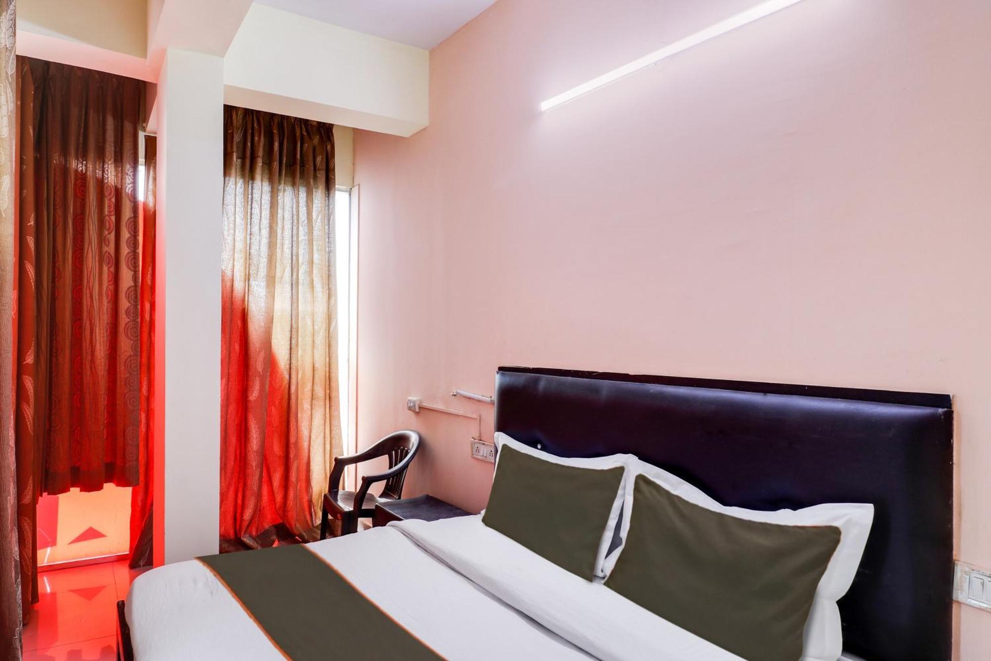 Hotel O Royal Galaxy Bangalore Esterno foto